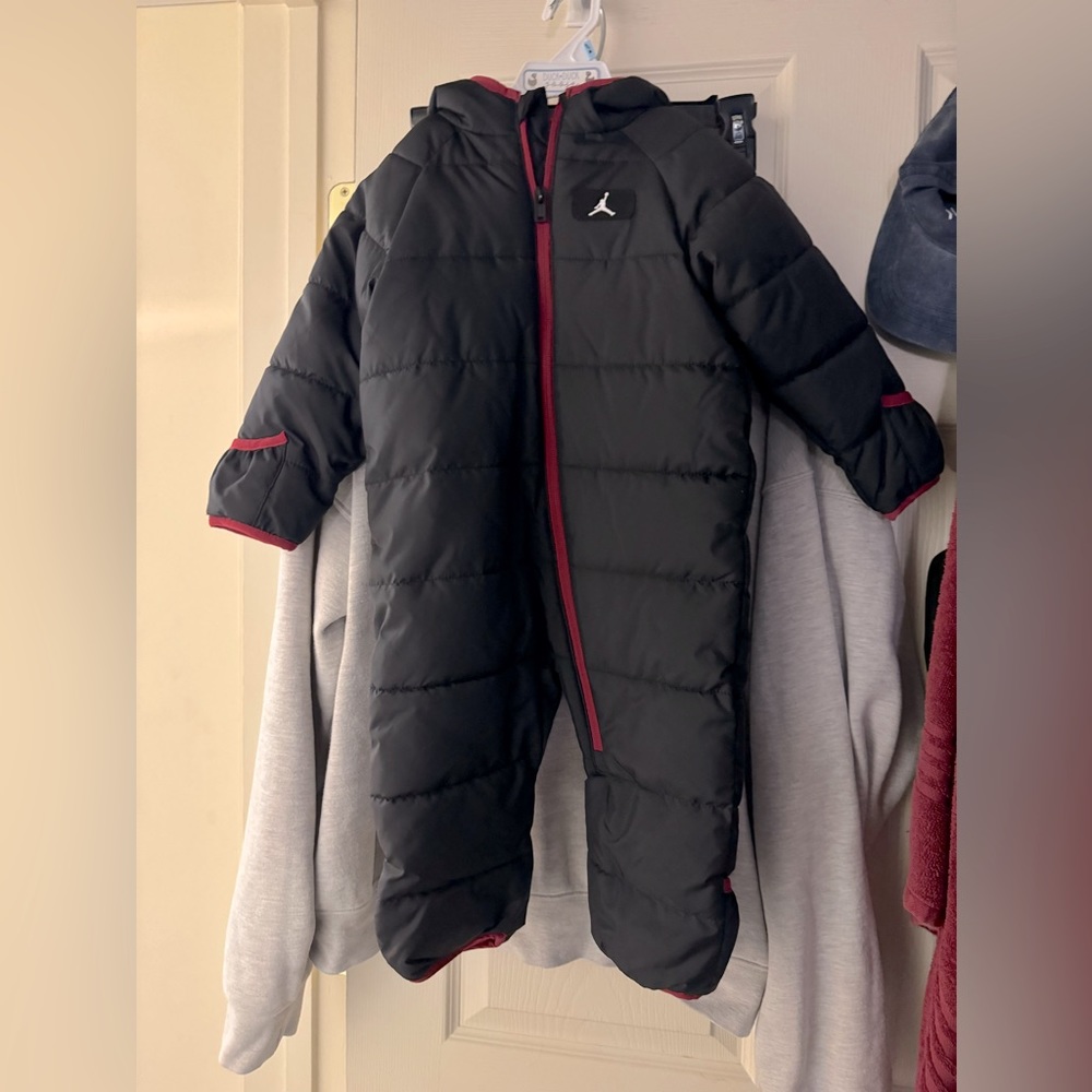 Jordan Snow suite